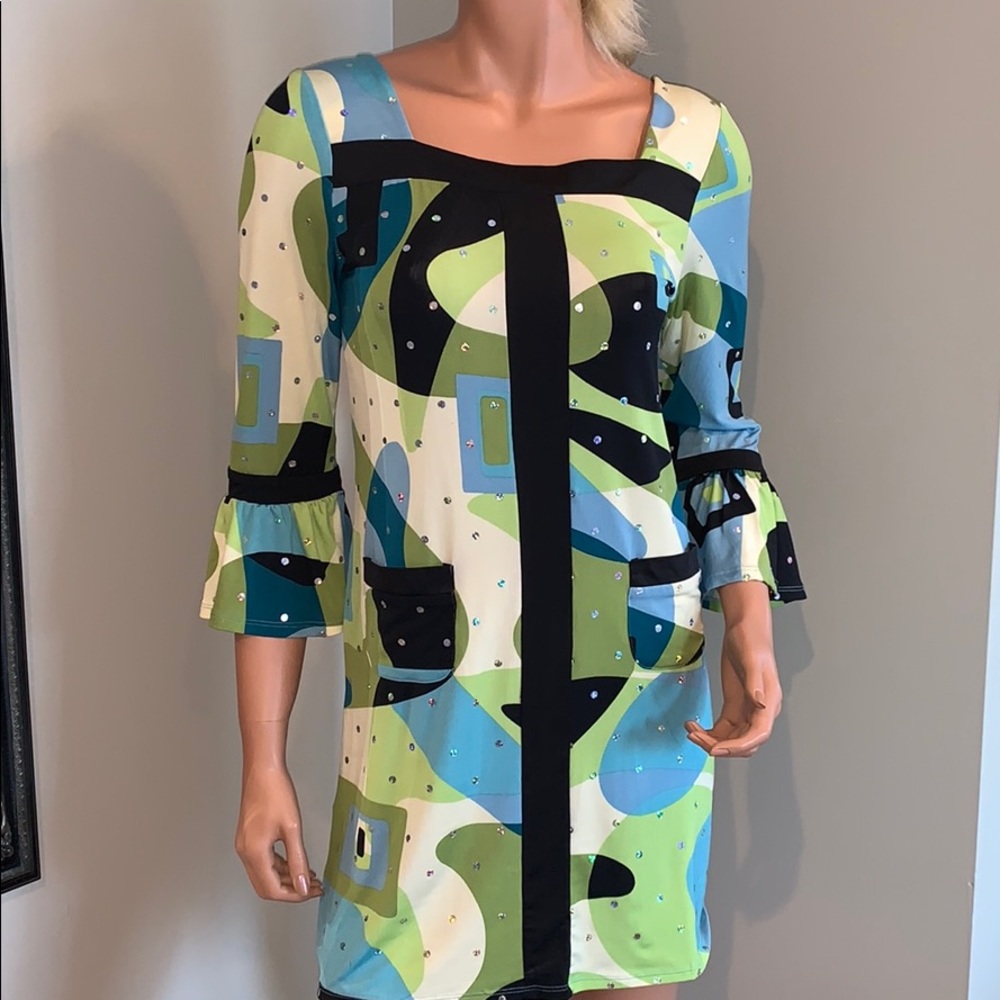 Super beautiful “Hype” pullover jersey mini dress.